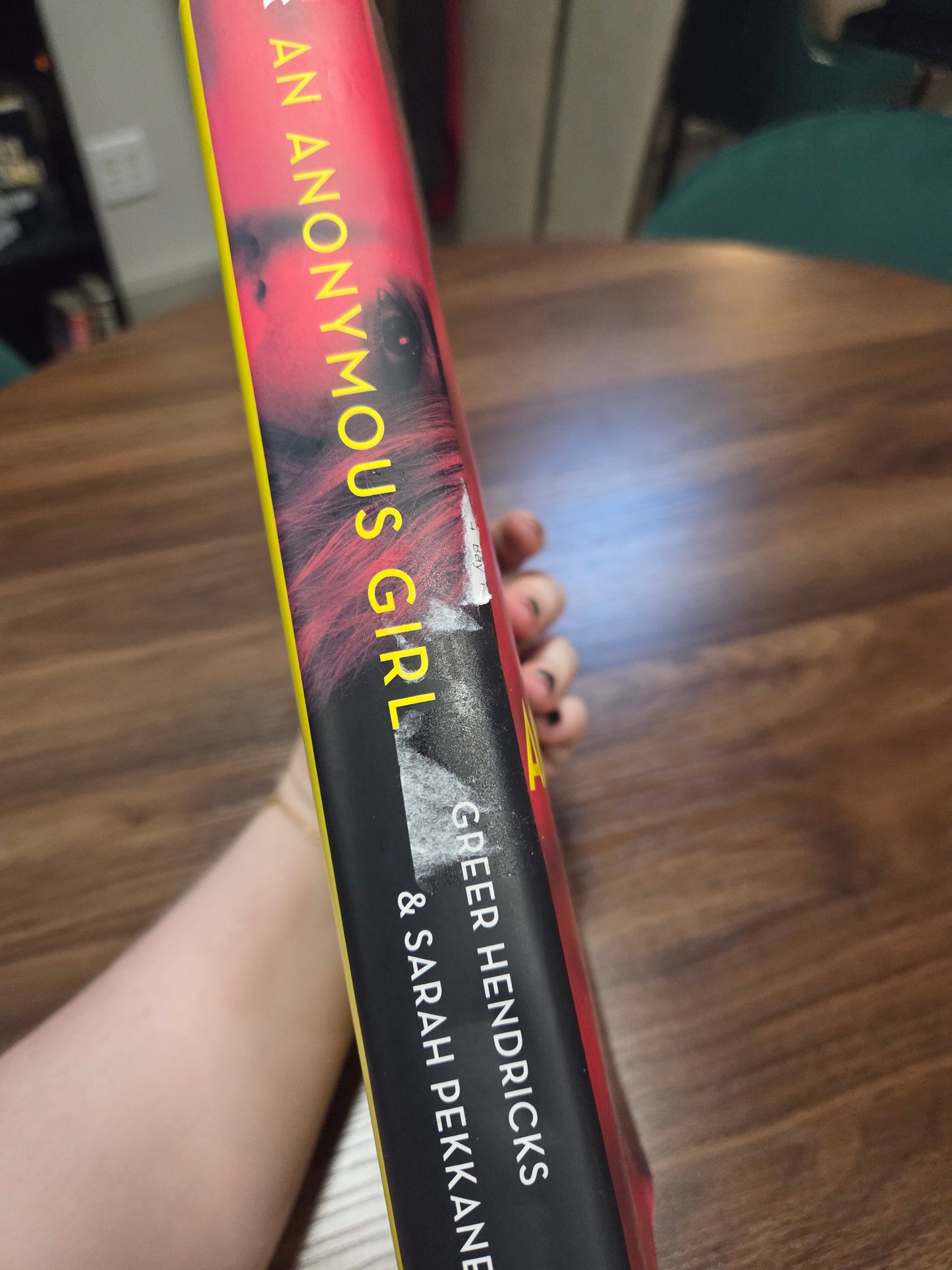 Greer Hendricks & Sarah Pekkanen - An Anonymous Girl