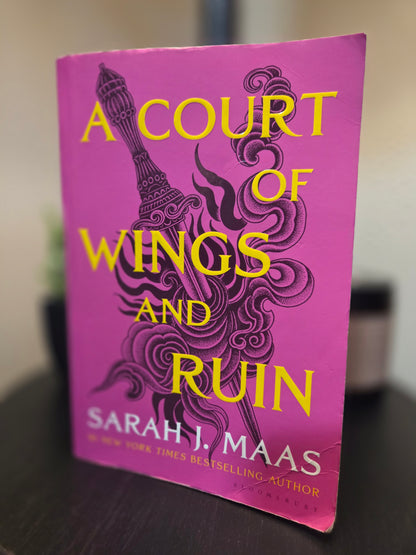 Sarah Maas - A Court of Wings & Ruin