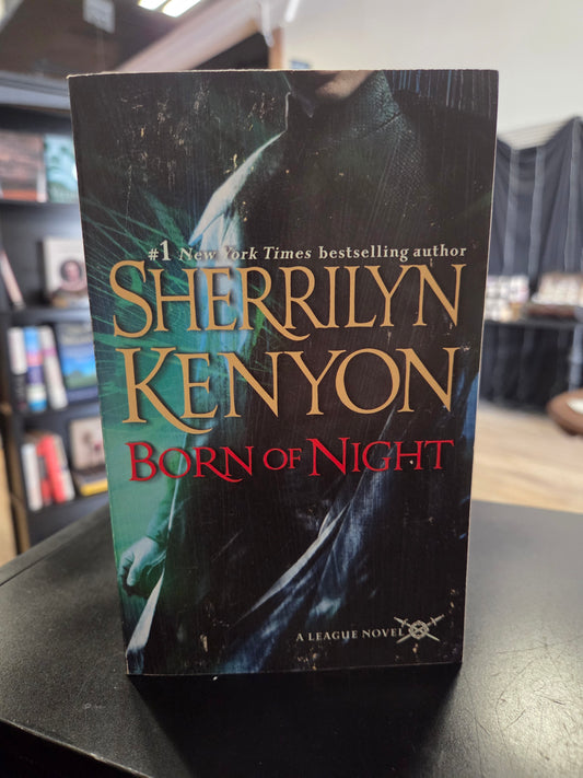 Sherrilyn Kenyon - Born of Night