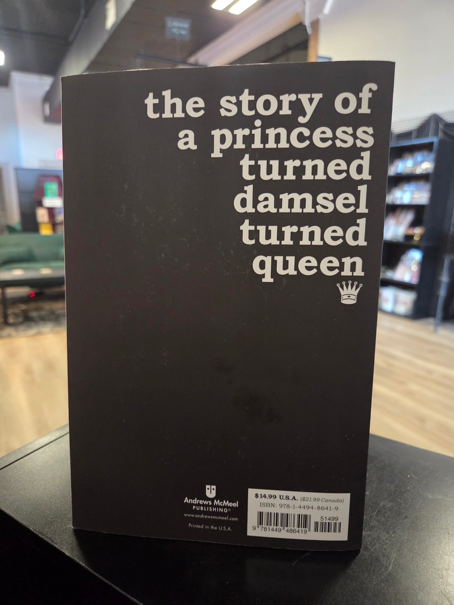 Amanda Lovelace - The Princess Saves Herself in This One