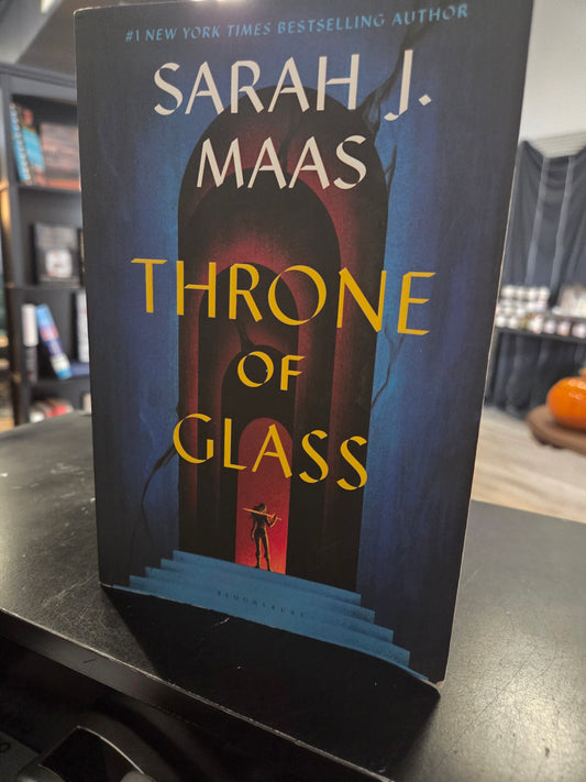 Sarah J. Maas - Throne of Glass