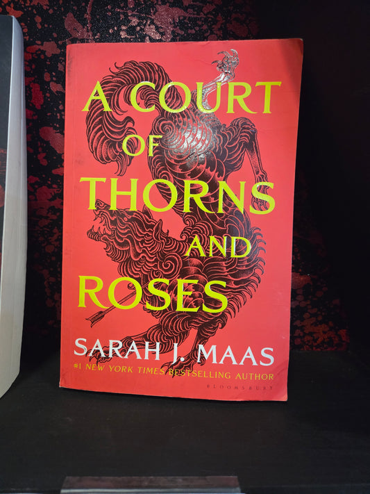 Sarah Maas - A Court of Thorns & Roses
