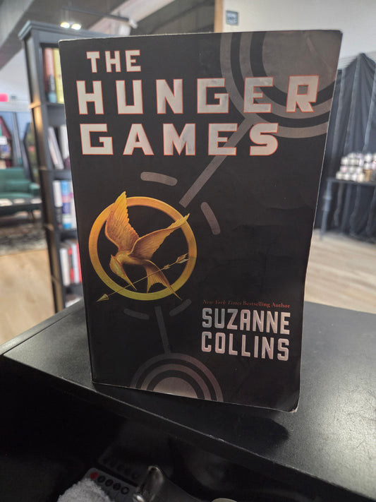 Suzanne Collins - The Hunger Games