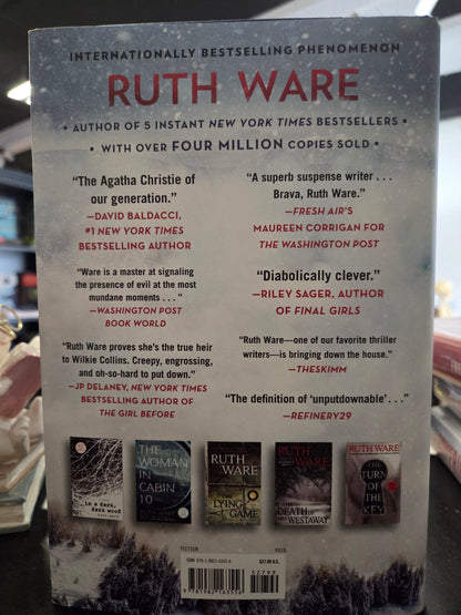 Ruth Ware - One by One