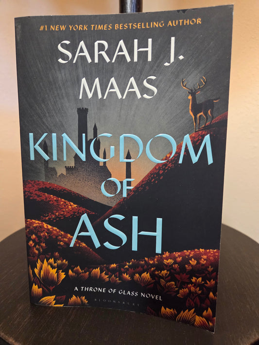 Sarah Maas - Kingdom of Ash