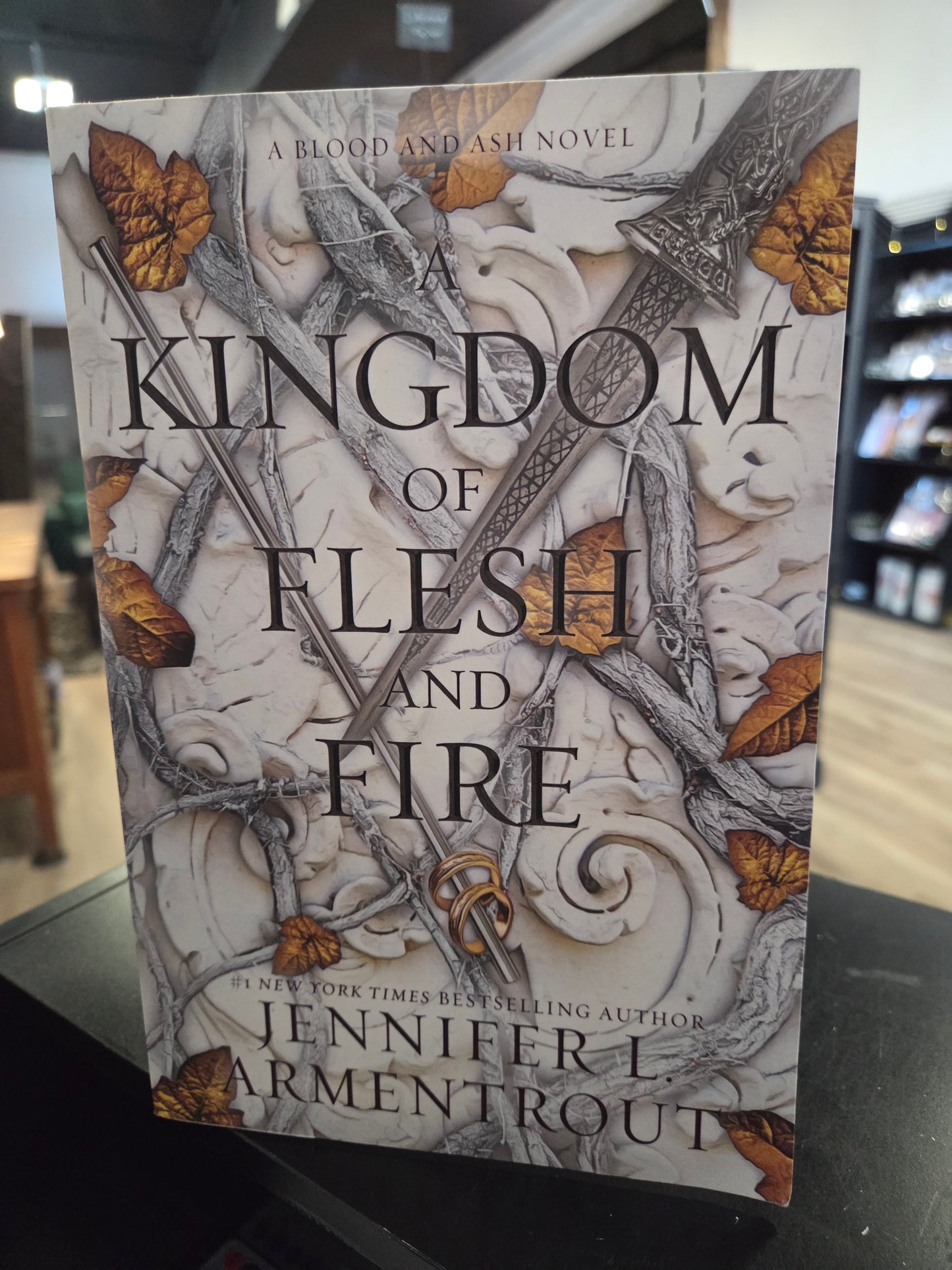Jennifer Armentrout - Kingdom of Flesh & Fire