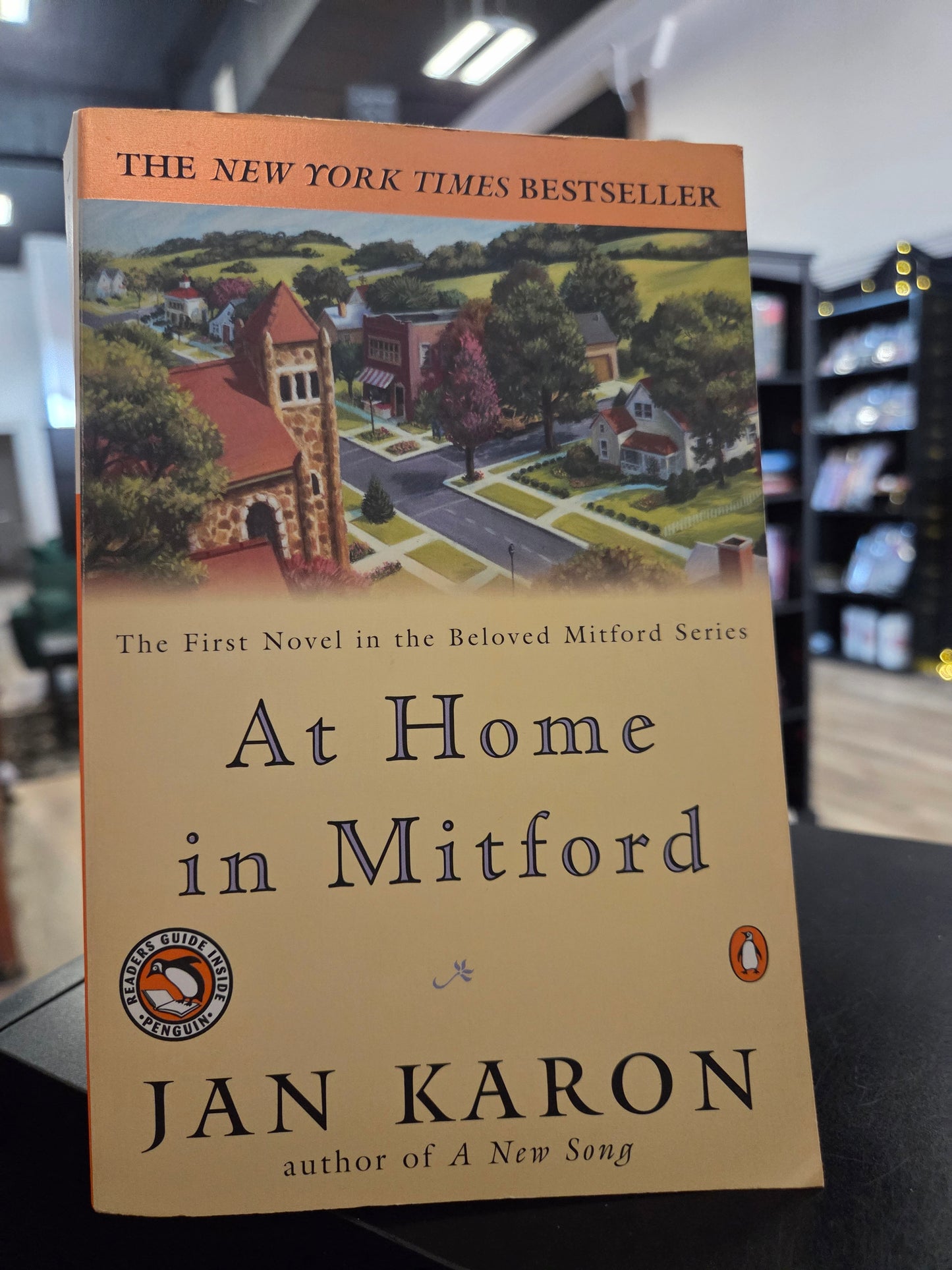 Jan Karon - At Home in Mitford